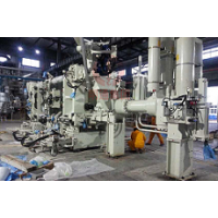 為鄭州某公司提供壓鑄機安裝服務