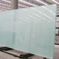 超白玻 超白玻鋼化玻璃 超白玻和普通玻璃的區別